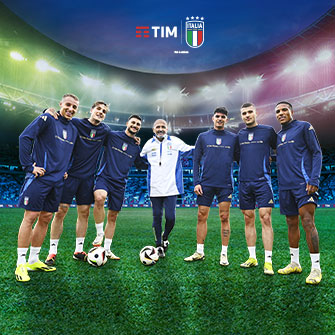 COMPETITION - FLY WITH THE NATIONAL TEAM TO GERMANY AND EXPERIENCE CASA AZZURRI